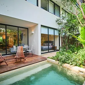  Appartement Odyssey - Private Plunge Pool & Club Access